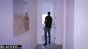 Black belt hung pleases church with the Lana Rhoades's ass