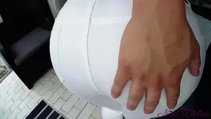 Nini Dwine's XXX video with a taco loving worker in p