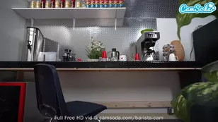 Mug girl got soaked while fucking and giving a solo show on CamSoda