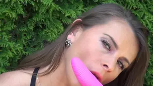 plays pool porn