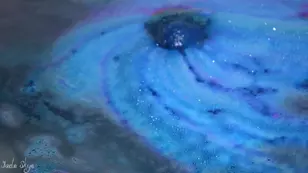 Body paint and hot wax in solo shower with exotic Jade Skye