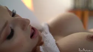 A juicy meal and special dessert with the Gentleman's Pornstar Lexi Luna